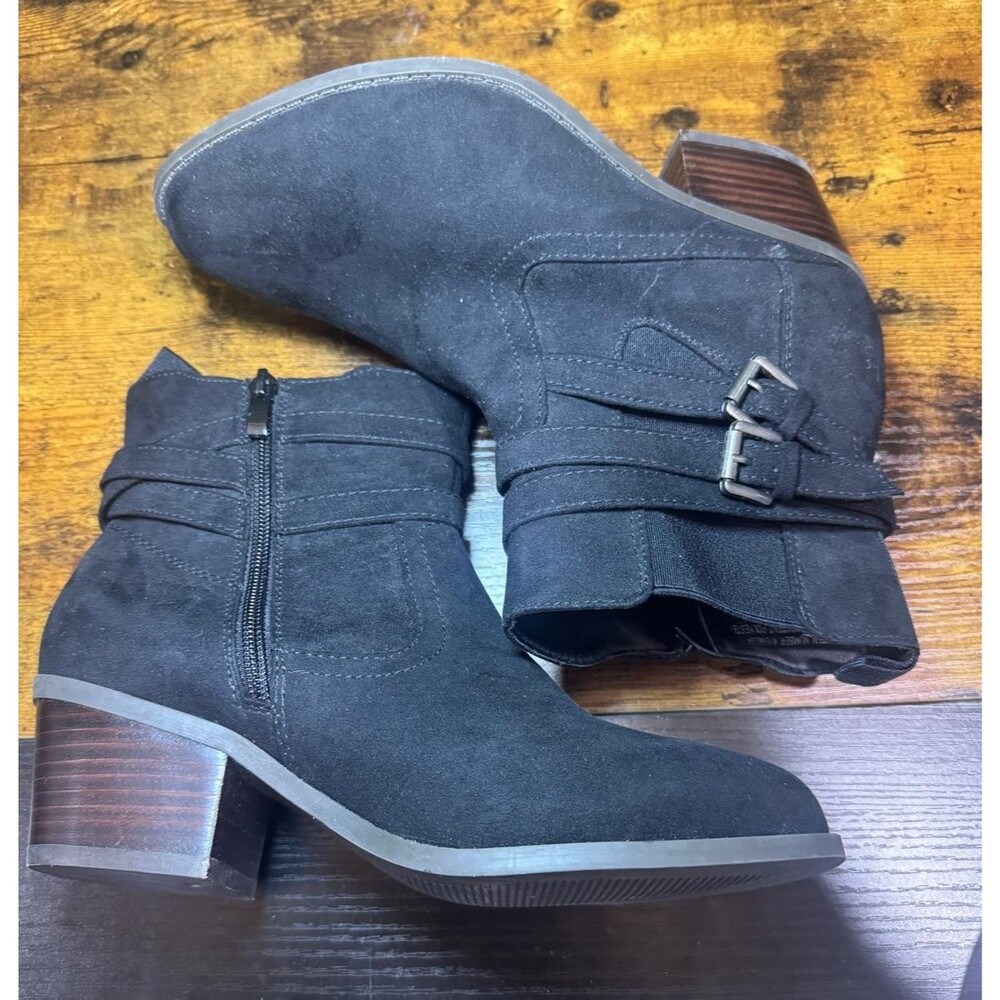 Torrid Black Faux Suede Wrap Strap Bootie Size 6.5 Womens Ankle Boots